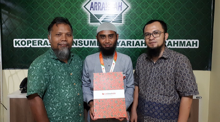 ketua-koperasi-syariah-arrahmah-sutjipto_20180313_205638.jpg