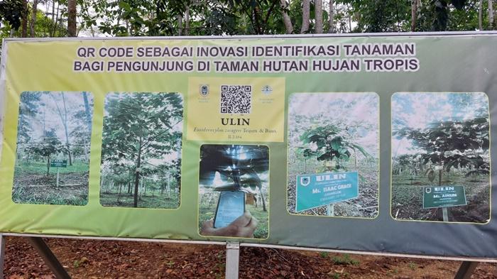 kode-QR-yang-ada-di-pepohonan.jpg