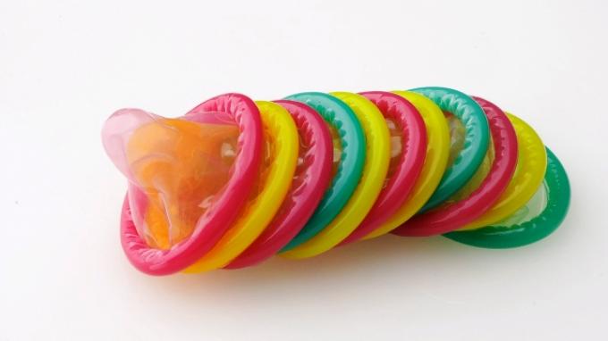 Telah Ditemukan Kondom Pendeteksi Penyakit Seksual Menular