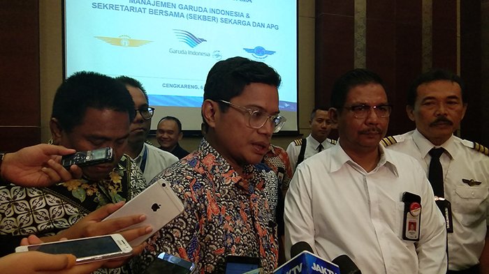 konferensi-pers-apg-sekarga-dan-manajemen-garuda_20180707_030852.jpg