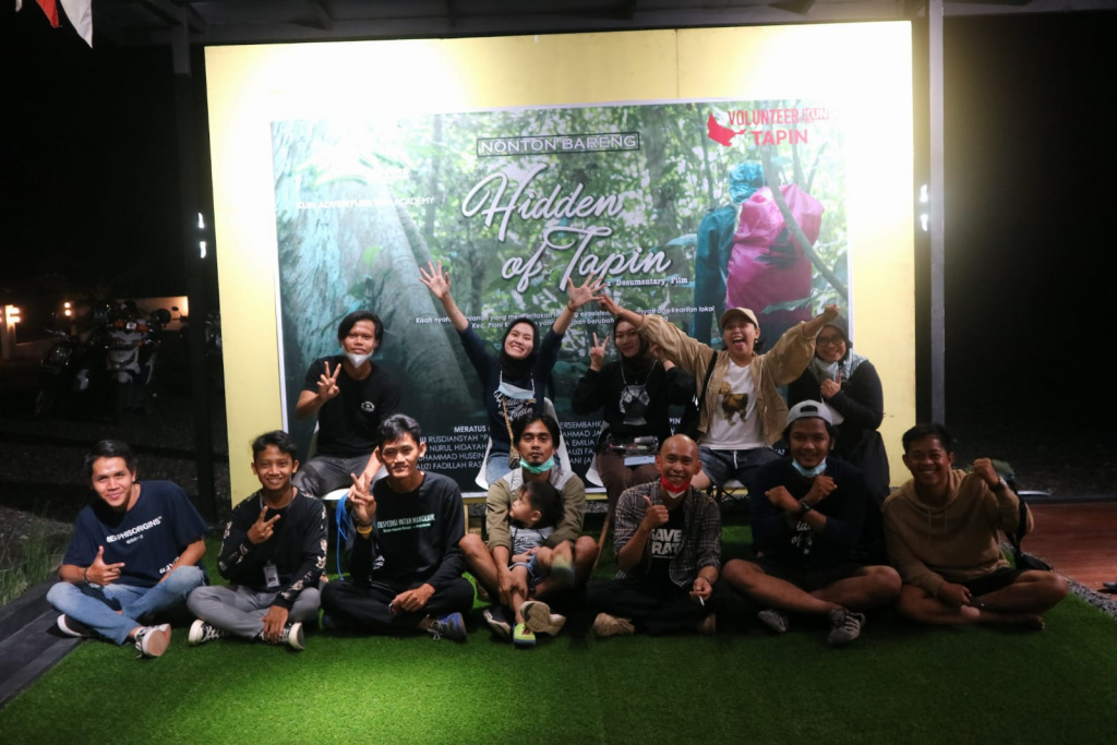 Hidden of Tapin, Kisah Sekelompok Anak Muda Selamatkan Hutan Adat dan Kearifan Lokal Dayak Meratus