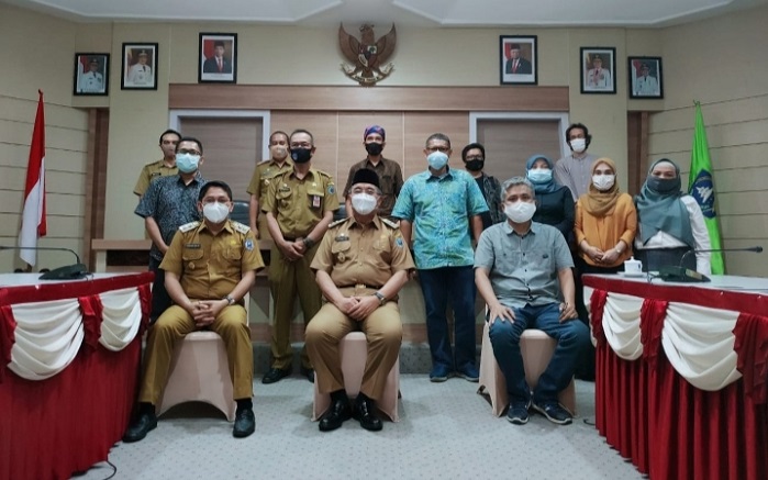 Sambut Kunjungan Silaturahmi Banjarmasin Post, Bupati HSS Sepakat Eksplore Potensi Desa