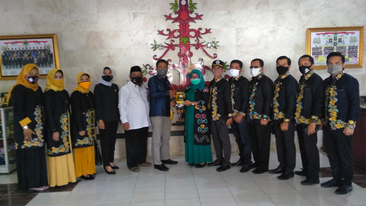 DPRD Kapuas Terima Kunker Kerja Wakil Rakyat Batola, Apa Yang Dibahas?