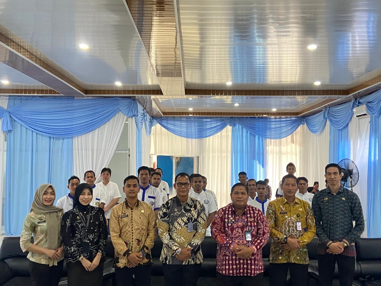 lAPAS-Kelas-II-B-Banjarbaru-memberikan-remisi-khusus-bagi-narapidana-pada-momen-Natal.jpg