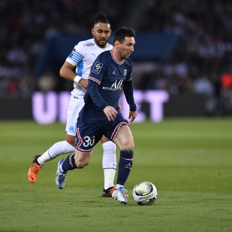 lionel-messi-vs-marseille.jpg
