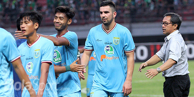 live-streaming-indosiar-persela-vs-arema-fc-di-liga-1-2018.jpg