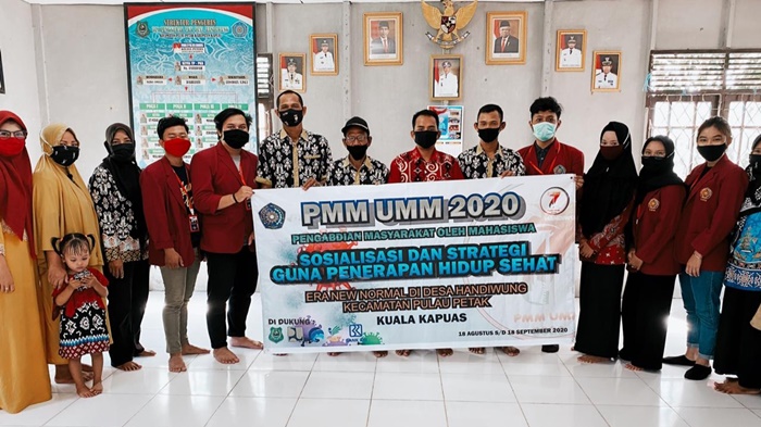 mahasiswa-universitas-muhammadiyah-malang-di-desa-handiwung-kapuas.jpg