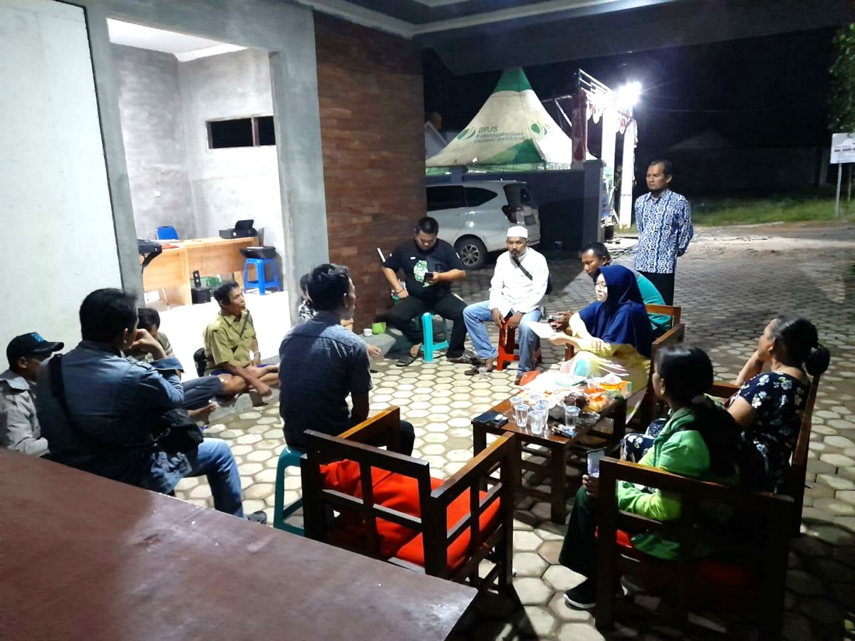 Pilkada Tanahbumbu 2020, Perwakilan Warga Dayak Desa Emil Baru Datangi Mila Karmila-Zainal Arifin