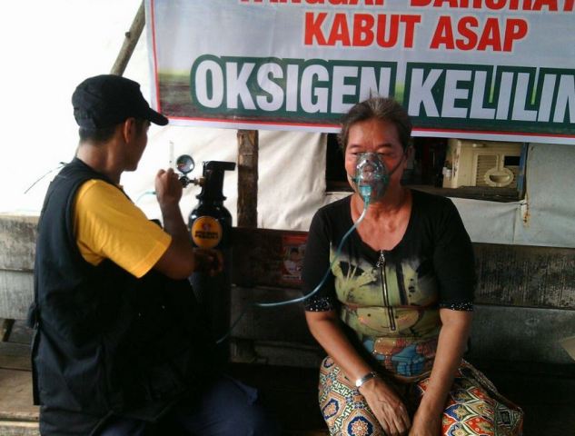 mobil-oksigen-milik-artha-graha-peduli_20151031_081326.jpg