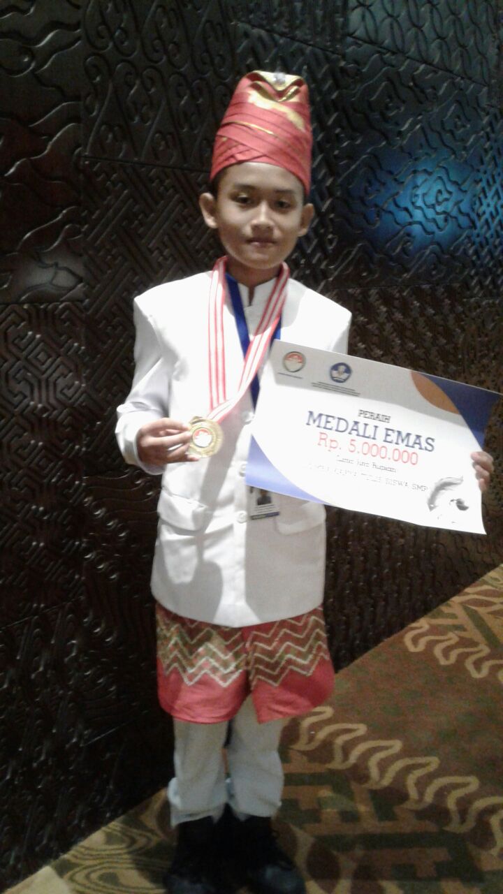 Muhammad Maulidan Anwar Raih Juara Nasional di Lomba Karya Tulis