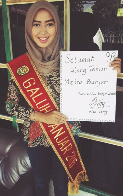 Galuh Banjar Ikut Pungut Sampah