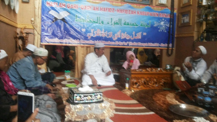 nuriyah-14-saat-hadir-di-komplek-indrasari-permai-1_20161030_135708.jpg