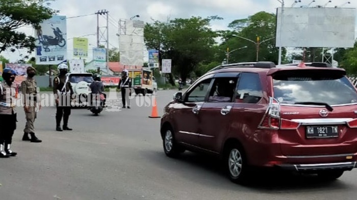 operasi-zebra-telabang-jalan-rta-milono-palangkaraya-rabu-28102020.jpg