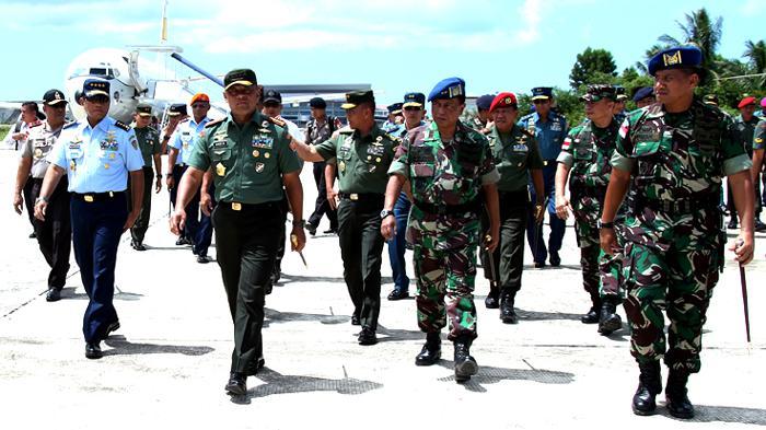 panglima-tni-jenderal-tni-gatot-nurmantyo_20160419_095542.jpg