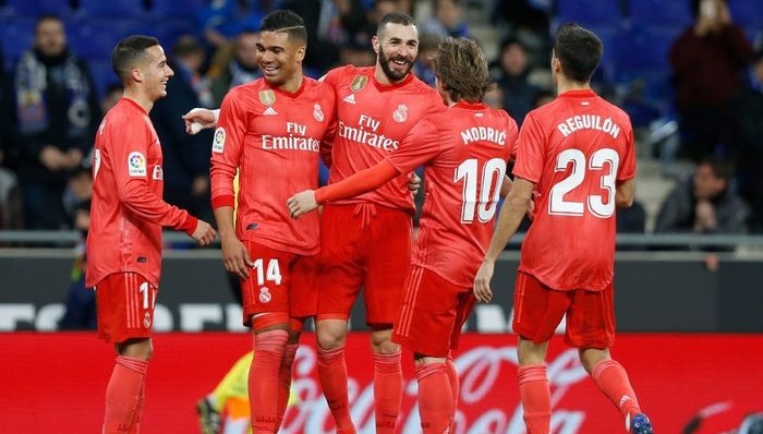 para-pemain-real-madrid-merayakan-gol-ke-gawang-espanyol.jpg