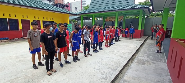 para-petinju-muda-kota-banjarmasin-giat-berlatih.jpg