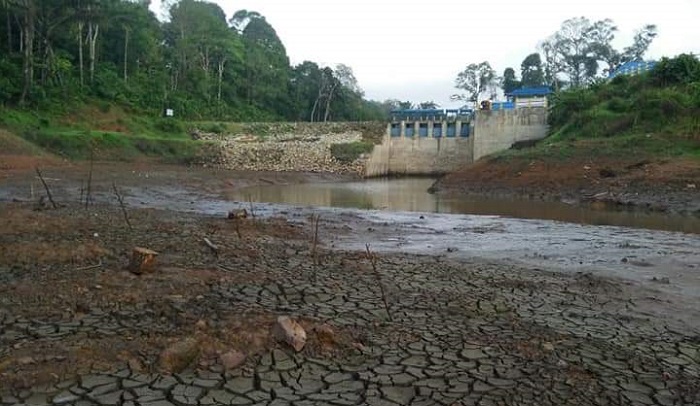 pdam-kotabaru-menyetop-total-layanan-distribusi-air-bersih.jpg