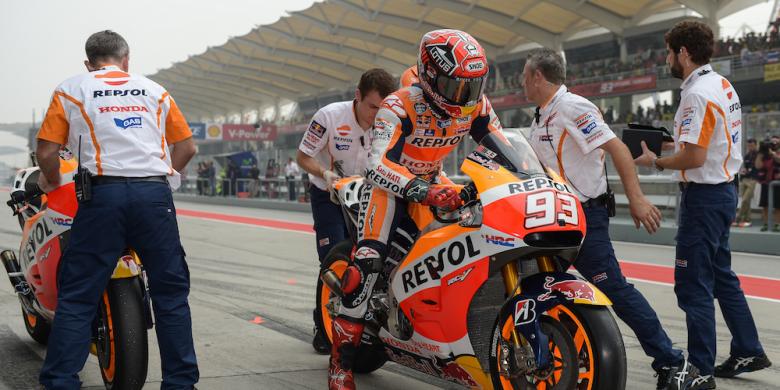 Marquez Kuasai Sesi Pemanasan di Sepang