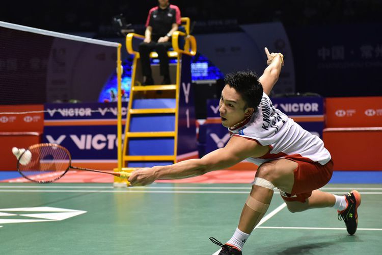 pebulu-tangkis-tunggal-putra-jepang-kento-momota_20181022_002400.jpg