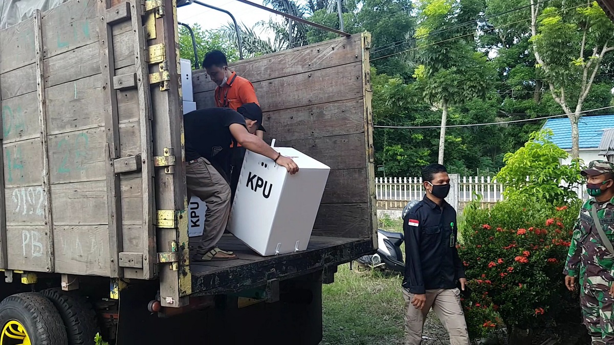 KPU Tapin Distribusi Logistik Pilkada Kalsel ke Wilayah Kecamatan