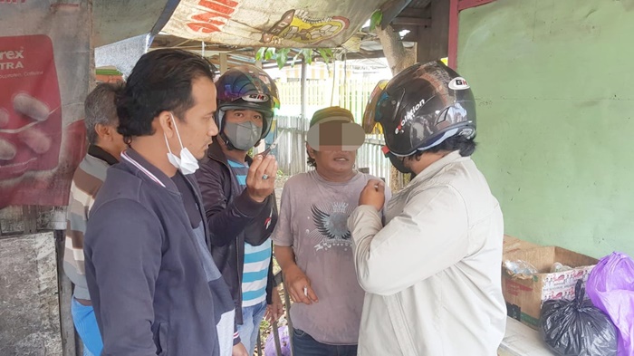 pelaku-penusukan-ditangkap-di-jalan-kelayan-a-depan-gang-taruna-banjarmasin-selasa-06072021.jpg