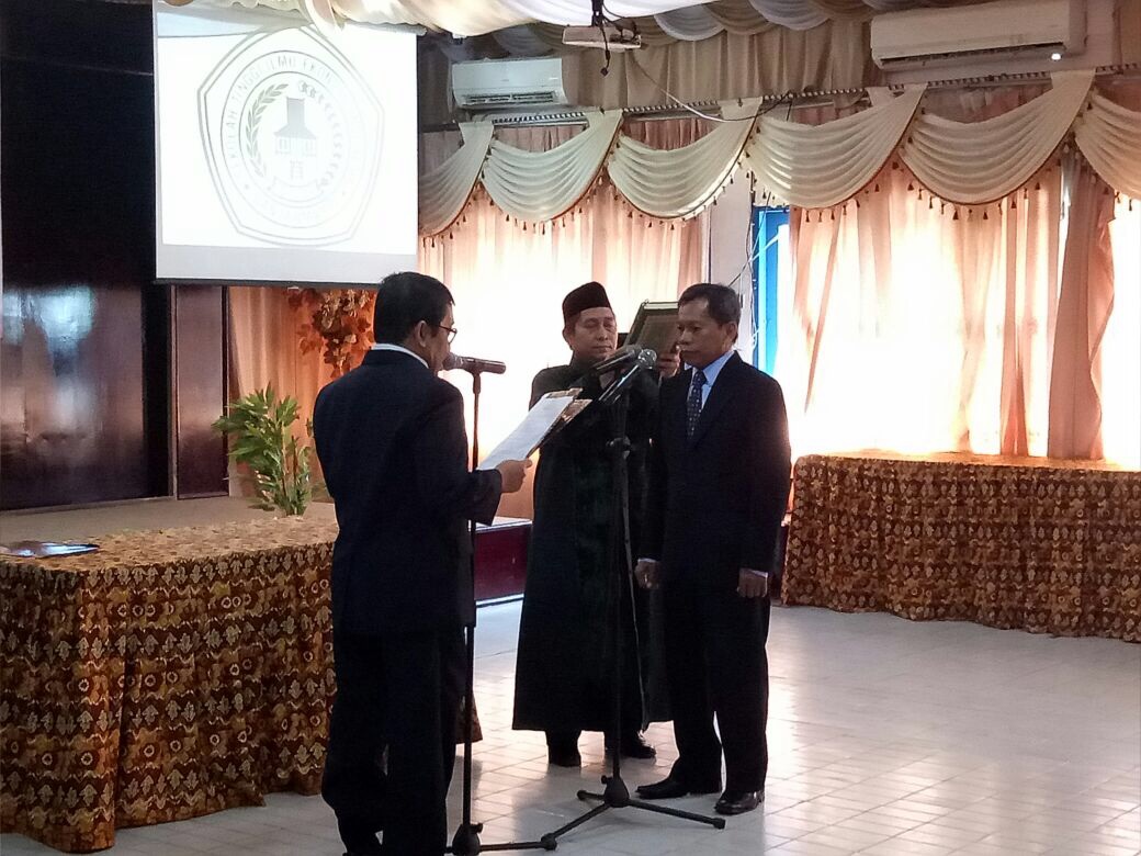pelantikan-ketua-stiei-baru_20170325_135536.jpg