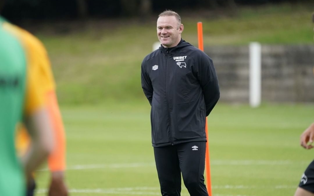 pelatih-derby-county-wayne-rooney-manchester-united.jpg