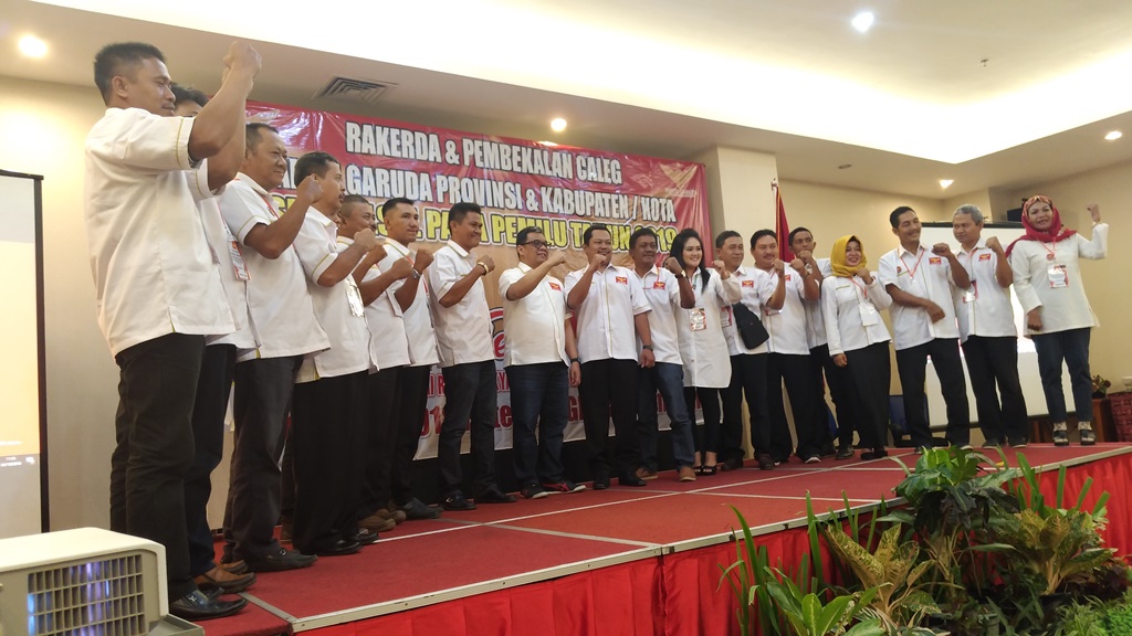 pembekalan-caleg-partai-garuda-di-hotel-g-sign-banjarmasin-sabtu-6102018_20181006_160456.jpg