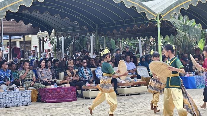 Mesiwah Pare Gumboh Kembali Digelar, Pesta Panen dan Ajang Budaya Tahunan di Desa Liyu Balangan - Banjarmasinpost.co.id