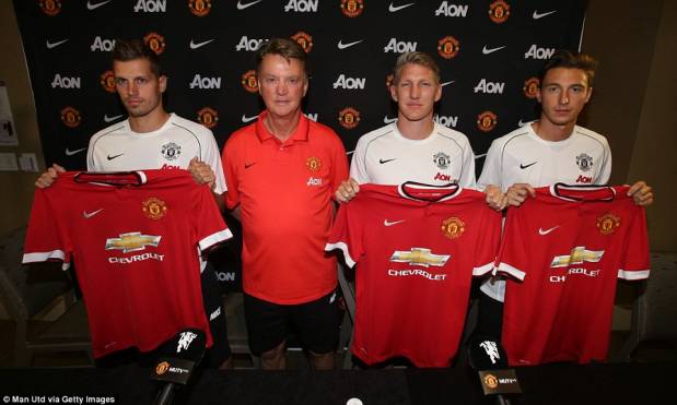 Dapat 4 Pemain Baru Louis van Gaal Merasa Puas