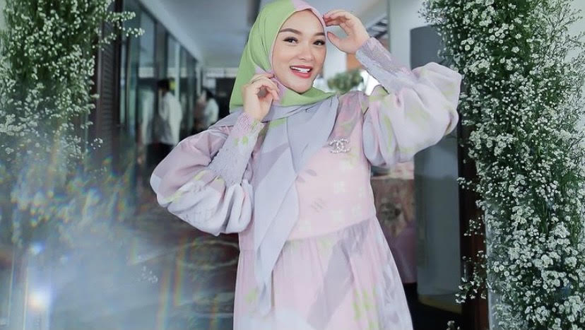 penyanyi-dangdut-zaskia-gotik-baru-saja-melahirkan-alia-shatara-khansa-safdad.jpg