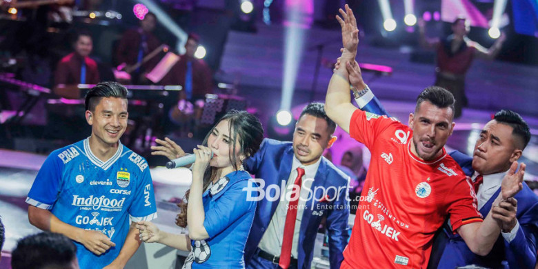 Jawaban Mengejutkan Via Vallen Saat Ditanya Kemungkinan Punya Pacar Pemain Sepak Bola