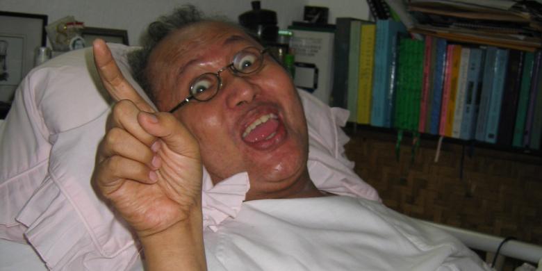 Pepeng Dimakamkan Dekat Makam Ibundanya