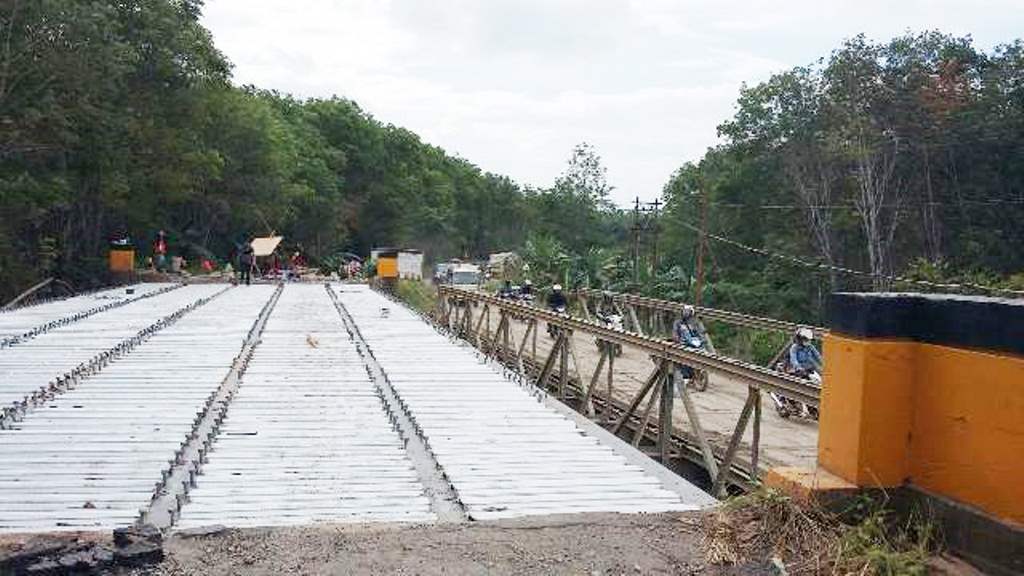perbaikan-jembatan_20171010_154443.jpg