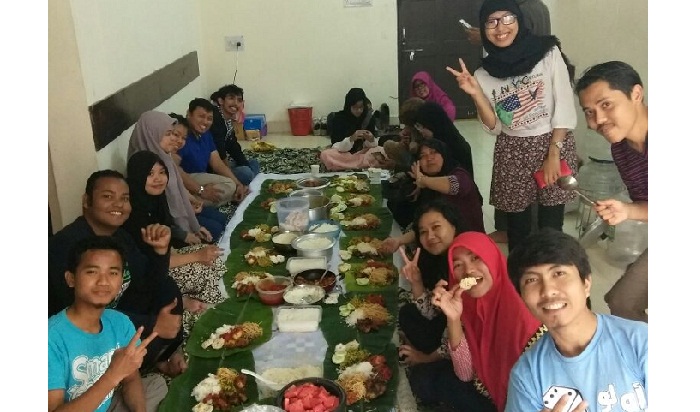 persatuan-pelajar-indonesia-ppi-makan-bersama-di-kota-hyderabad-india_20180208_174829.jpg
