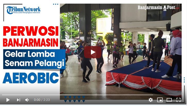 perwosi-banjarmasin-menggelar-senam-pelangi-aerobic-di-pemko-banjarmasin.jpg