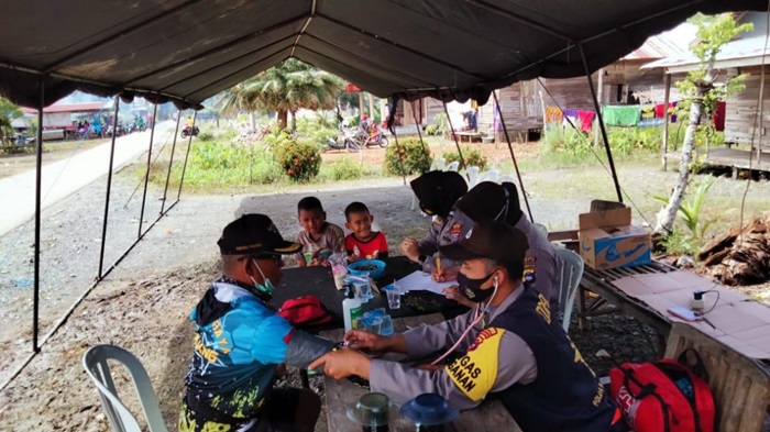 Banjir di Kalsel 2021, Polres Tapin Buka Posko Kesehatan Warga Terdampak Banjir Raya Belanti