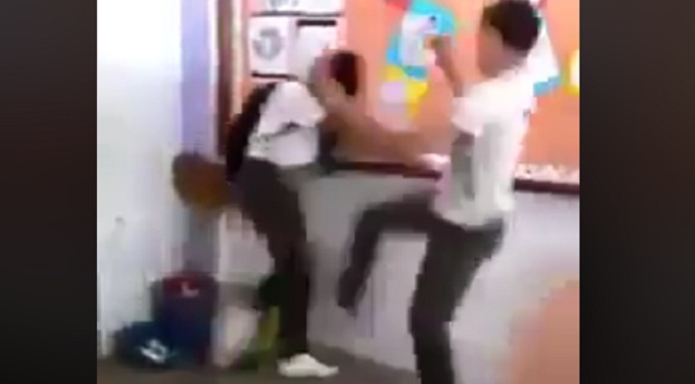 potonga-video-siswa-dianiaya-siswa-lainnya_20180205_214903.jpg