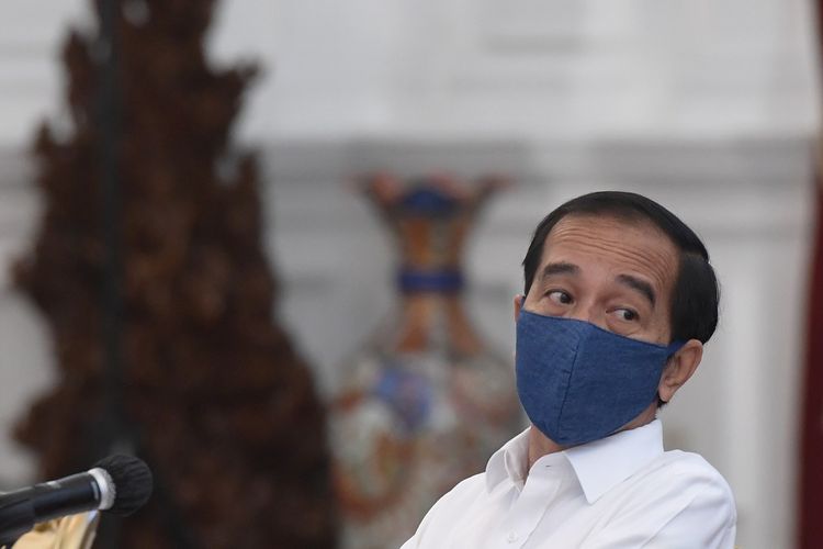 presiden-joko-widodo-bersiap-memimpin-rapat-terbatas_0.jpg