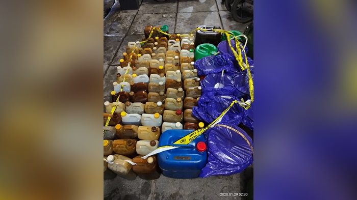 Simpan Ratusan Liter Solar, Warga Kuin Kota Banjarmasin Kalimantan Selatan Ini Diamankan Polisi