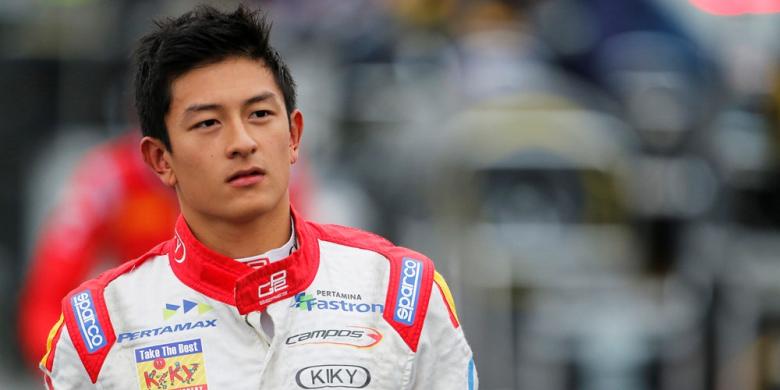 rio-haryanto-saat-masih-menjadi-pebalap-campos-racing_20160218_200142.jpg
