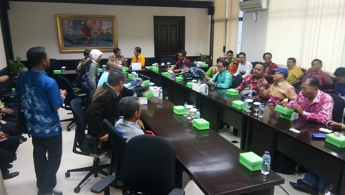 rombongan-bank-kalsel-bertemu-jajaran-bank-jatim.jpg