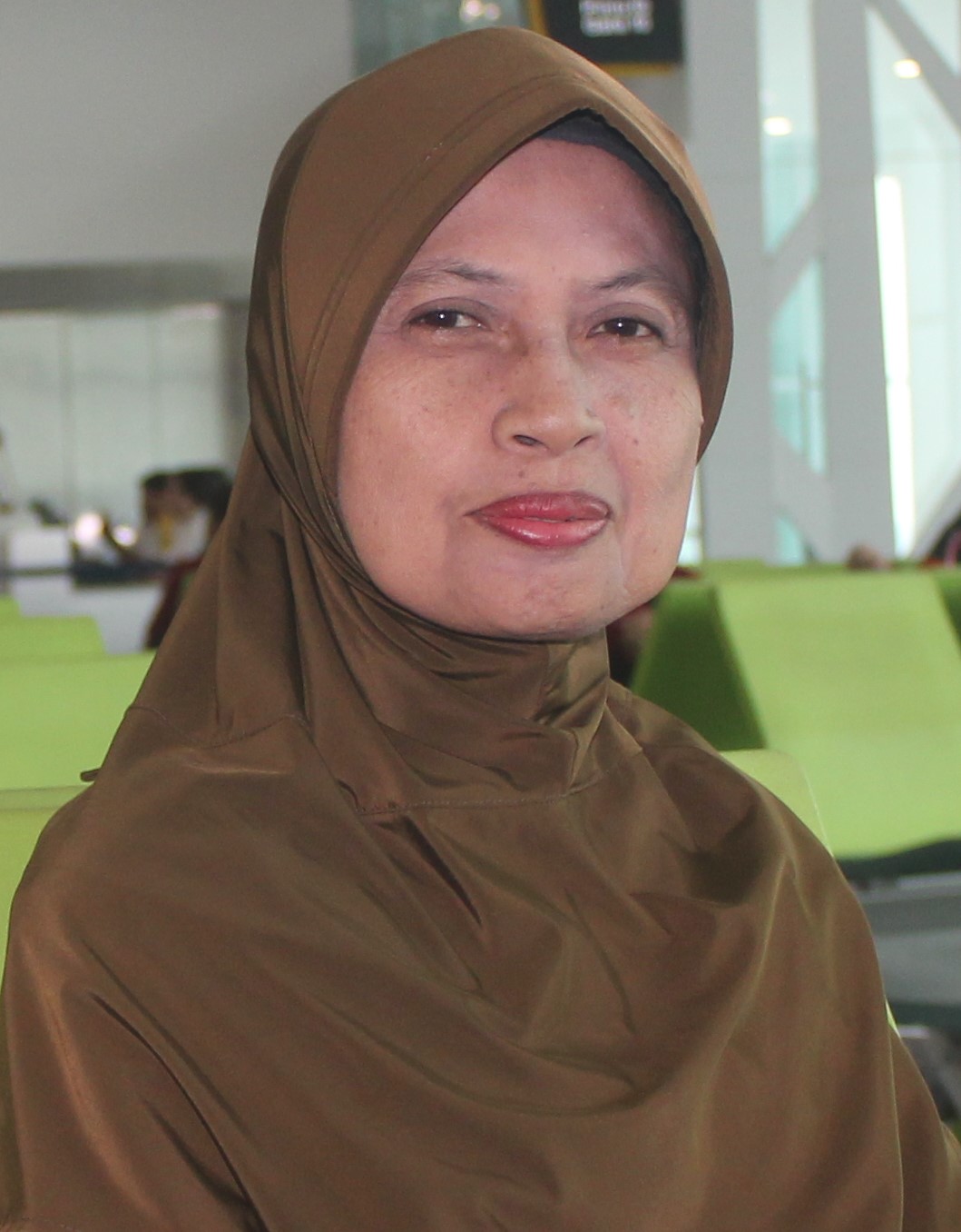 rosita-saifuddin-pengurus-mui-kalsel-dan-ketua-lpa-kalsel_20170505_193052.jpg