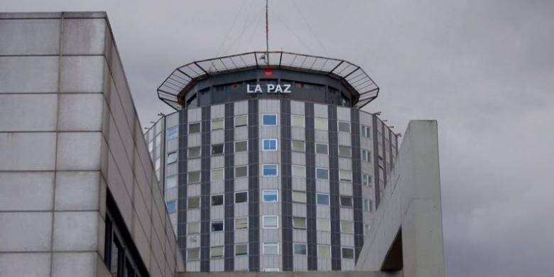 Ya Tuhan! Pria Ini Bawa Bayinya Lompat dari Lantai 4 Rumah Sakit, Apa yang Terjadi Selanjutnya