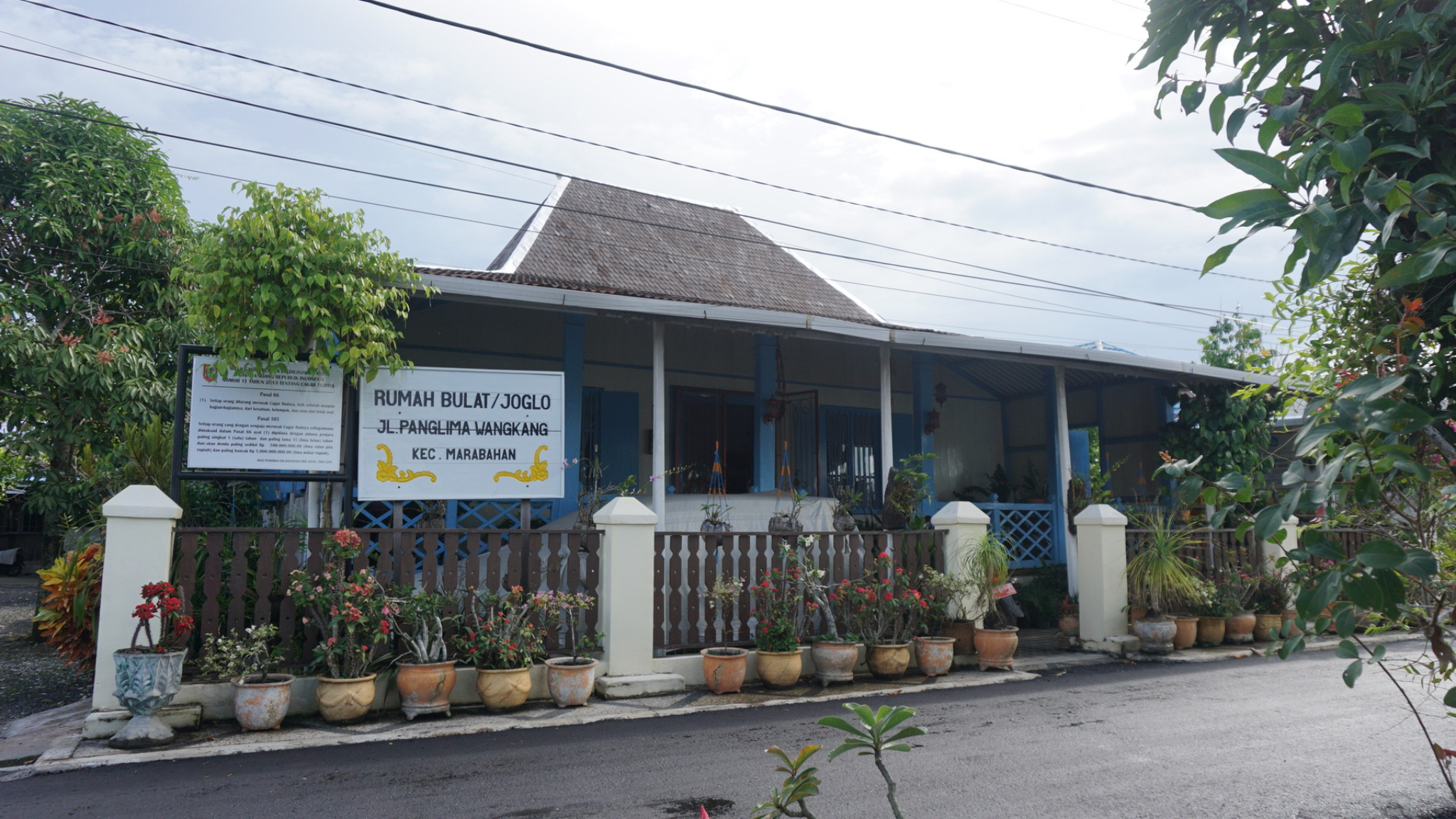 rumah-bulat-satu.jpg