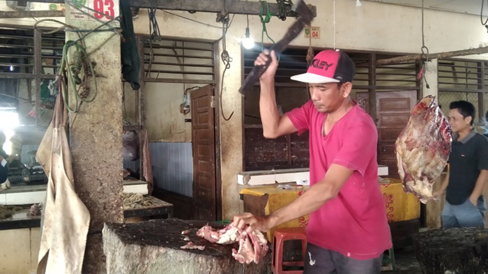 Tak Terpangaruh PMK, Harga dan Permintaan Daging Sapi di Kabupaten Tapin Normal