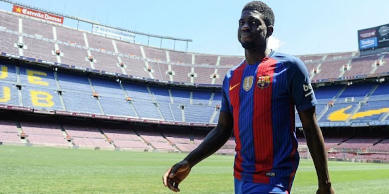 samuel-umtiti-diperkenalkan-sebagai-pemain-baru-barcelona_20180203_054122.jpg