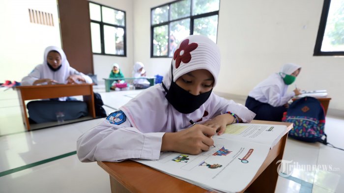 sejumlah-siswa-sekolah-dasar-sd-sekolah-menengah-pertama-smp-dan-sma.jpg