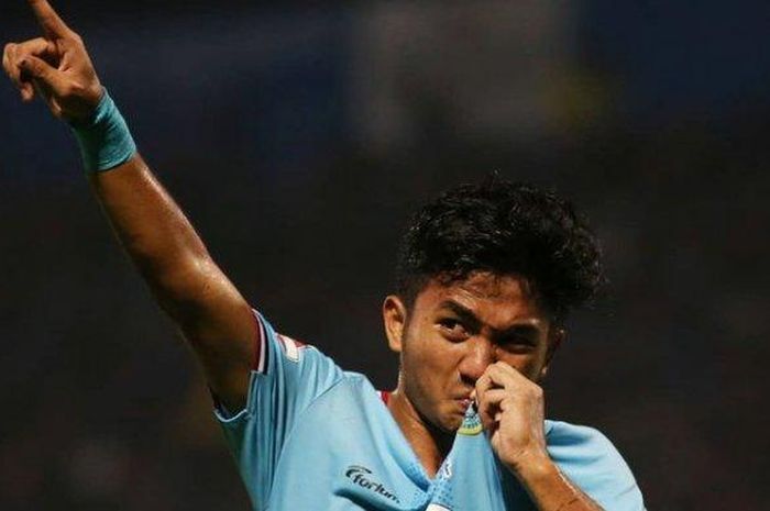 selebrasi-pemain-persela-lamongan-muhammad-hambali-tolib.jpg