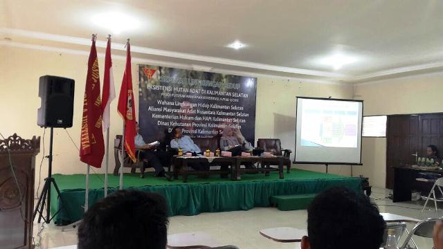 seminar-adat-fh-unlam-mapala-justitia_20150420_153311.jpg